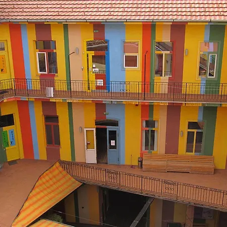 Casa De La Musica Vandrarhem *