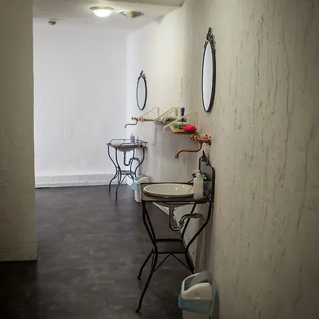 Casa De La Musica Hostel