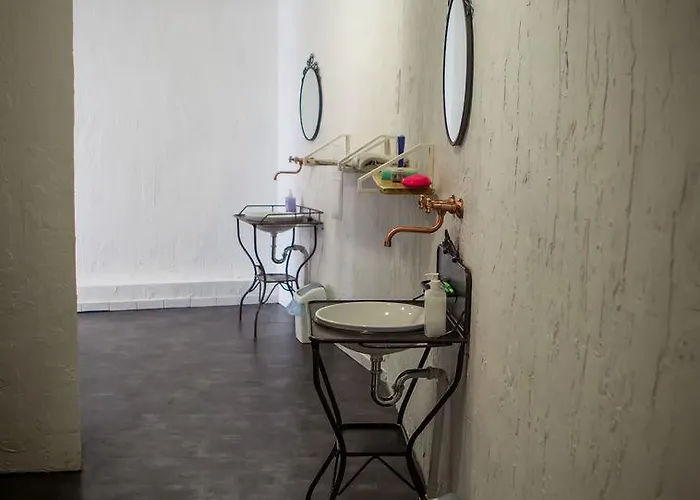 Casa De La Musica Hostel